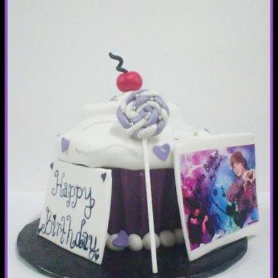 Justin B. Giant Cupcake