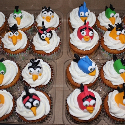 Angry Bird Cupcakes