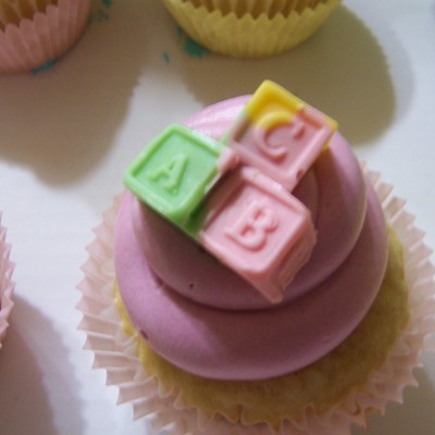 Baby Shower Cupcakes