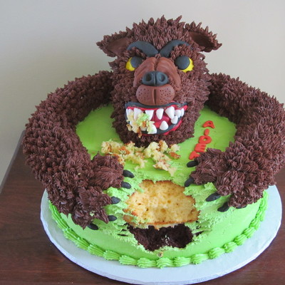 Uninvited Werewolf To The Party!!