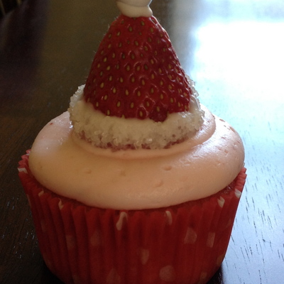 Strawberry Cupcake With Strawberry Cream Cheese Frosting Strawberry Dipped In White Chocolate And Rolled In Sprinkles White Sixlet Glued