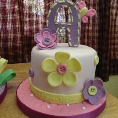 Buttons And Bow 1St Birthday