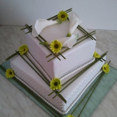 Wedding Cake With Sugar Flowers