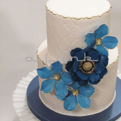 Bleu Floral Cake