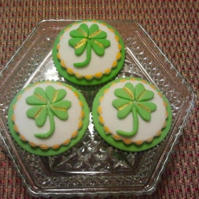 St Patrick's Day Shamrock Cupcakes