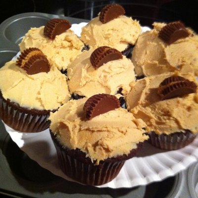 Peanut Butter Cups Cupcakes