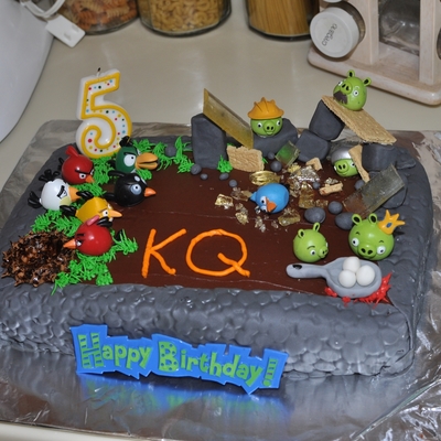 Keenan's Angry Birds Cake