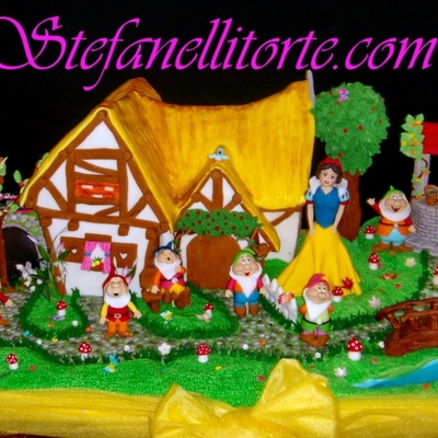 Snow White & Seven Dwarfs Fairy Tale