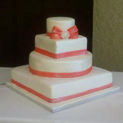 Bling Bling Coral Wedding Cake