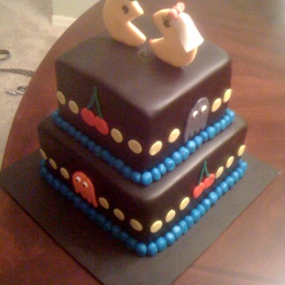 Pacman Groom's Cake