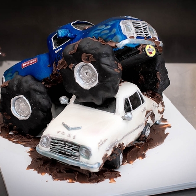 Monster Truck Vs Ford Falcon