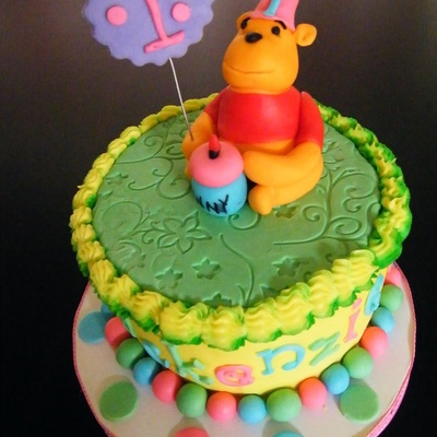 Winnie The Pooh Smash Cake!