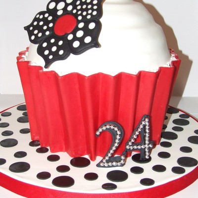 Giant Cupcake