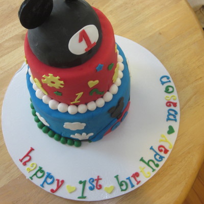 Mickey Mouse Cake