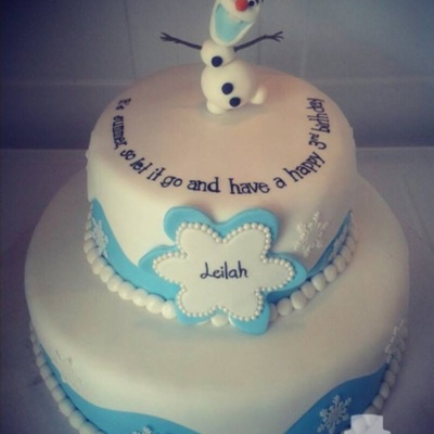 Disney Frozen Cake Olaf