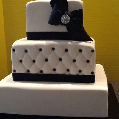 Black/ivory Wedding Cake
