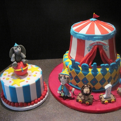 Circus1St Birthday Cake With Smash Cake