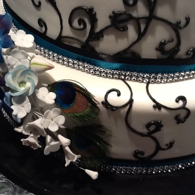 Peacock Wedding Cake Elegance