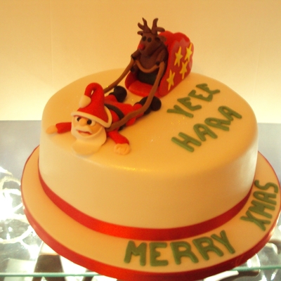 'reindeer Games - Santa Sleigh Pull' Christmas Cake