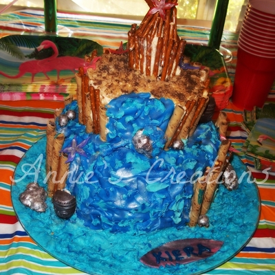 Luau Cake