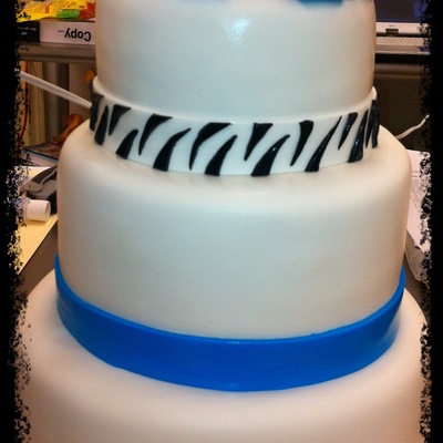 Turquoise And Zebra Wedding Cake