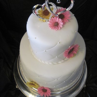 Daisy Wedding Cake