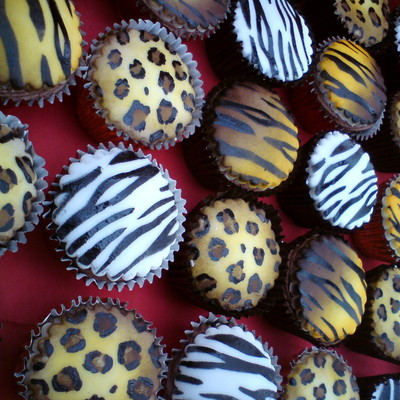 Animal Print Cupcakes Grrrrrr