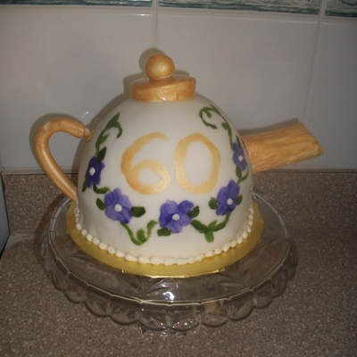 Teapot Cake