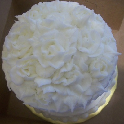 Buttercream Roses And Scrolls