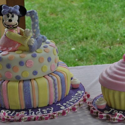 Minnie Mouse 1St Birthday Cake