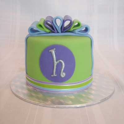 Bow Cake