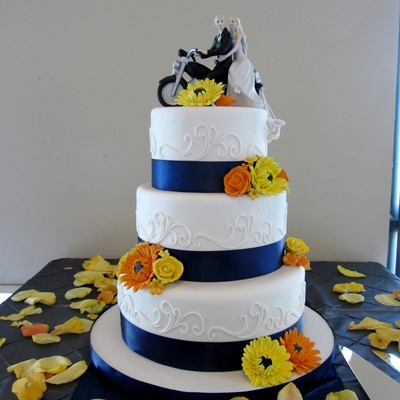 Gerber Daisy, Roses And Scrolls