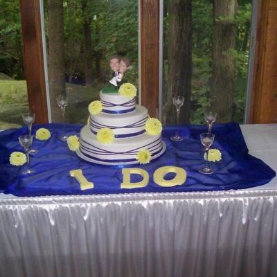 Blue & Yellow Wedding Cake