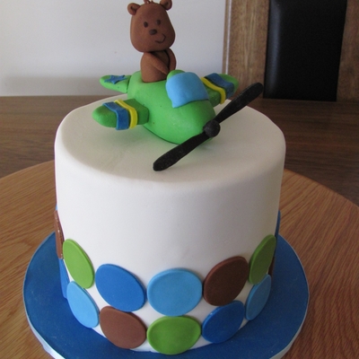 Teddy In A Plane Theme Cake