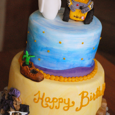 Wall-E Cake