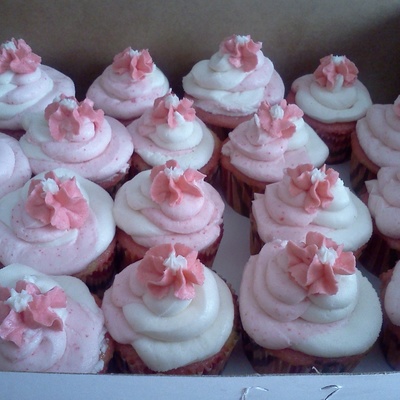 Strawberry Swirl Cupcakes