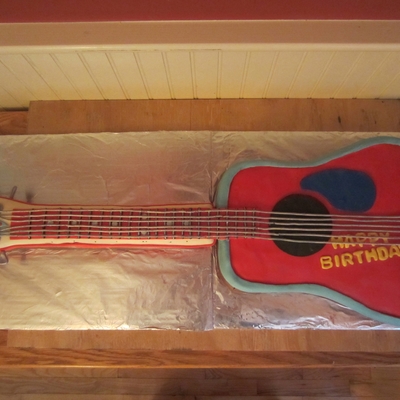 Guitar Cake