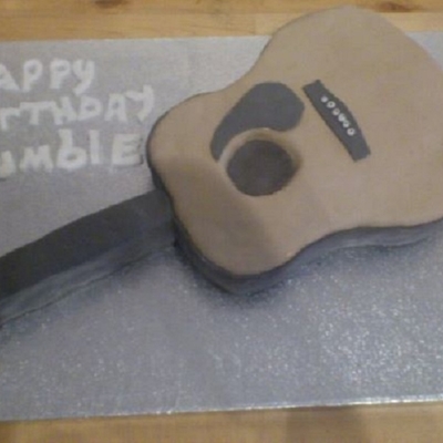 Acoustic Guitar Cake
