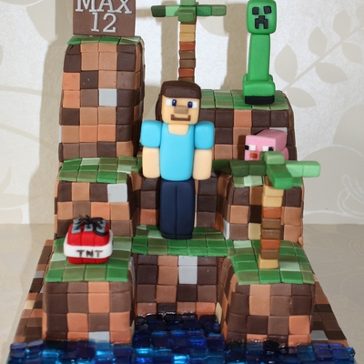 Minecraft Cake