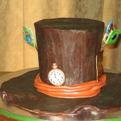 Alice In Wonderland's Mad Hatter's Hat Cake.