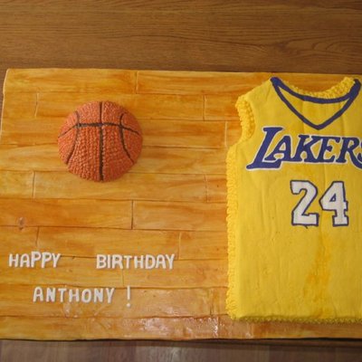 Laker's Jersey Basektball Cake