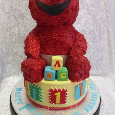La La La La....it's Elmo!