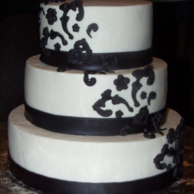 Demask Wedding Cake