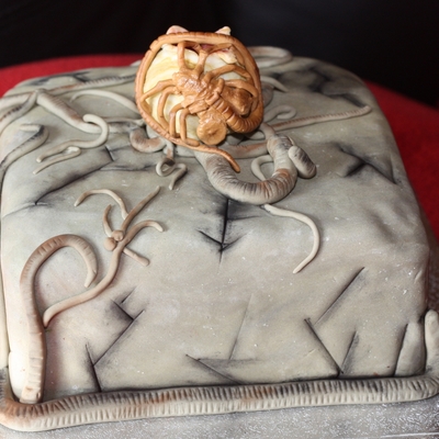 Alien Facehugger & Egg Cake