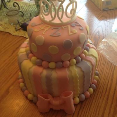 Princess First Birthday Cake Tiara Is Made With Gumpaste It Was My First Tiara And First Time Using A Clay Extruder