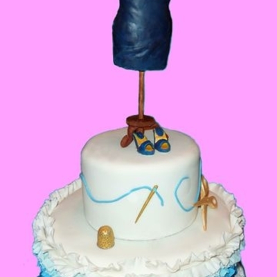 Cake For A Chic Dress Designer