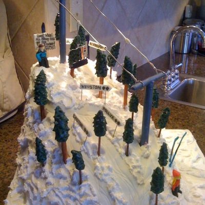 Ski Cake