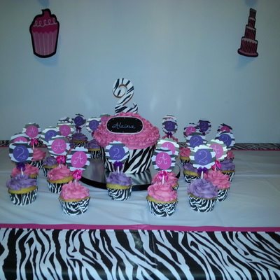 Alaina Giant Cupcake Cake
