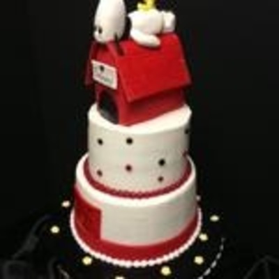 Snoopy Cake