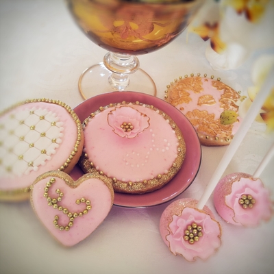 Pink And Gold Cookies